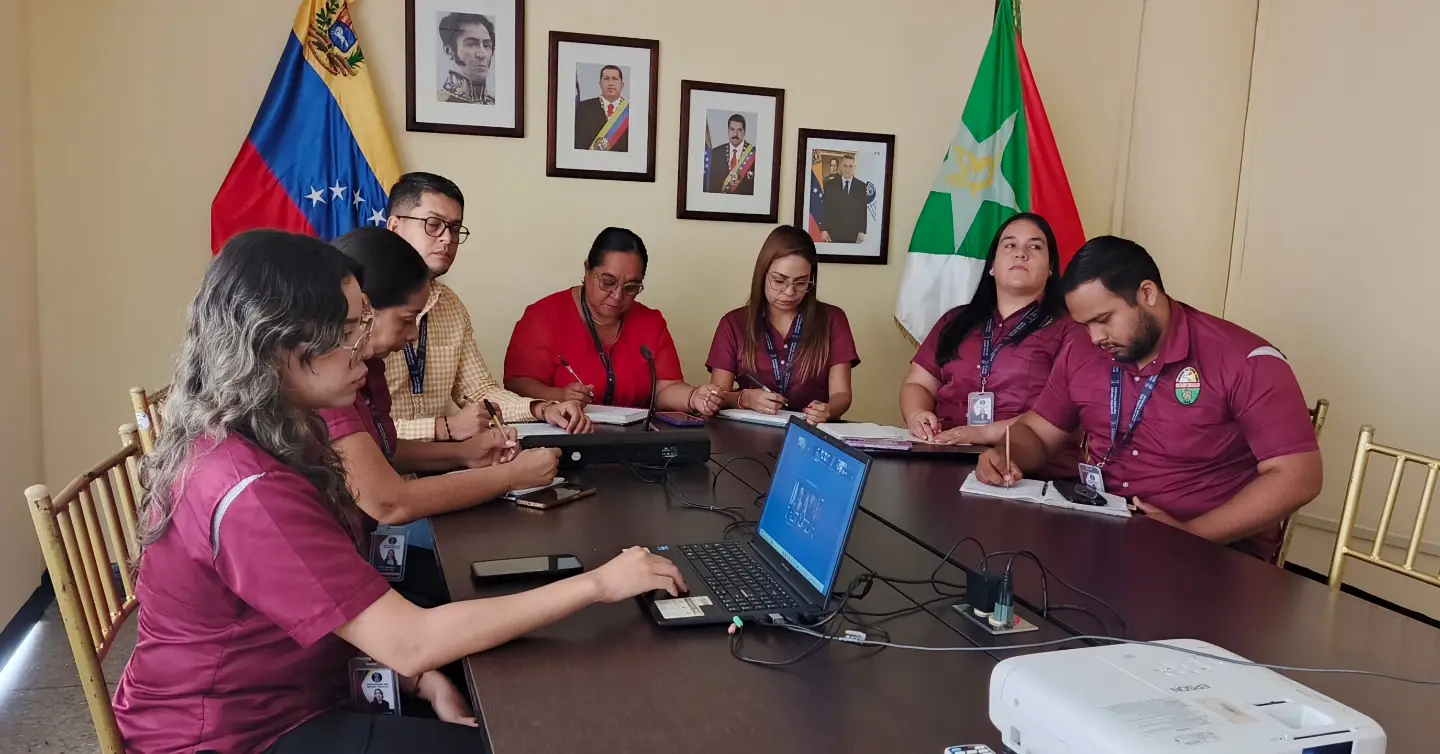El Contralor General de la República impulsa el fortalecimiento del control fiscal en alianza estratégica con la FANB